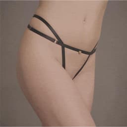Shots - Le Désir Sophia - Slip met Open Kruis en Billen, Verstelbare Schuifregelaar en Gouden Details - One Size black OS — thumbnail 6