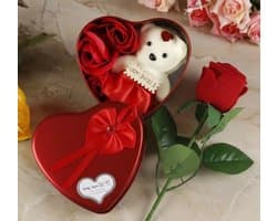 Cadeauset Hartvormig - Romantisch Geschenk - Liefde Tonen - Kunst Rozen - 4 Stuks - Rood