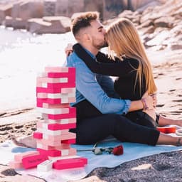Groot Torenspel Houtblokken (54 stuks) met Romantische Date Night Uitdagingen voor Koppels — thumbnail 2