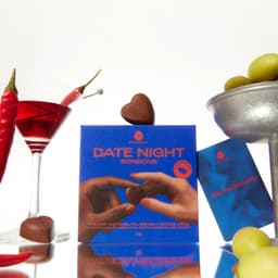 The Oh Collective The First Move - Erotische cadeauset - truth or dare kaartspel + libido bonbons voor koppels — thumbnail 4