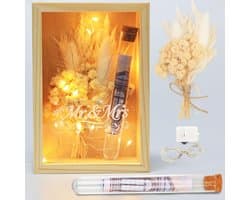 Premium geschenkdoos voor bruidspaar met natuurlijke materialen en led-lichtjes