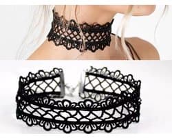 Choker - Zwart - Kant / Lace - Collier - Ketting - 40 cm - one size fits most - verstelbaar - fashionable - sexy - musthave