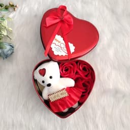 Cadeauset Hartvormig - Romantisch Geschenk - Liefde Tonen - Kunst Rozen - 4 Stuks - Rood — thumbnail 2
