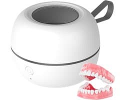 Fopspeen UV Reiniger - Reinigingscase - Hygiëne Onderweg - Slimme Eenknopsbediening - 11 x 11 x 8.3 cm - Wit
