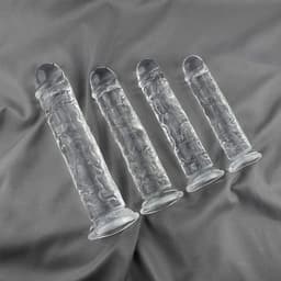 Gigantische Realistische Dildo met Zuignap – Grote G-spot Dildo 26cm x 5,5cm – Flexibel Jelly Materiaal met Geaderde Textuur – Handsfree Gebruik – Seksspeeltje voor Vrouwen Mannen en Koppels – Transparant — thumbnail 2