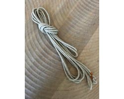 Shibari bondagetouw lengte 8 meter, 6 mm hennep, afgewerkt met een takeling