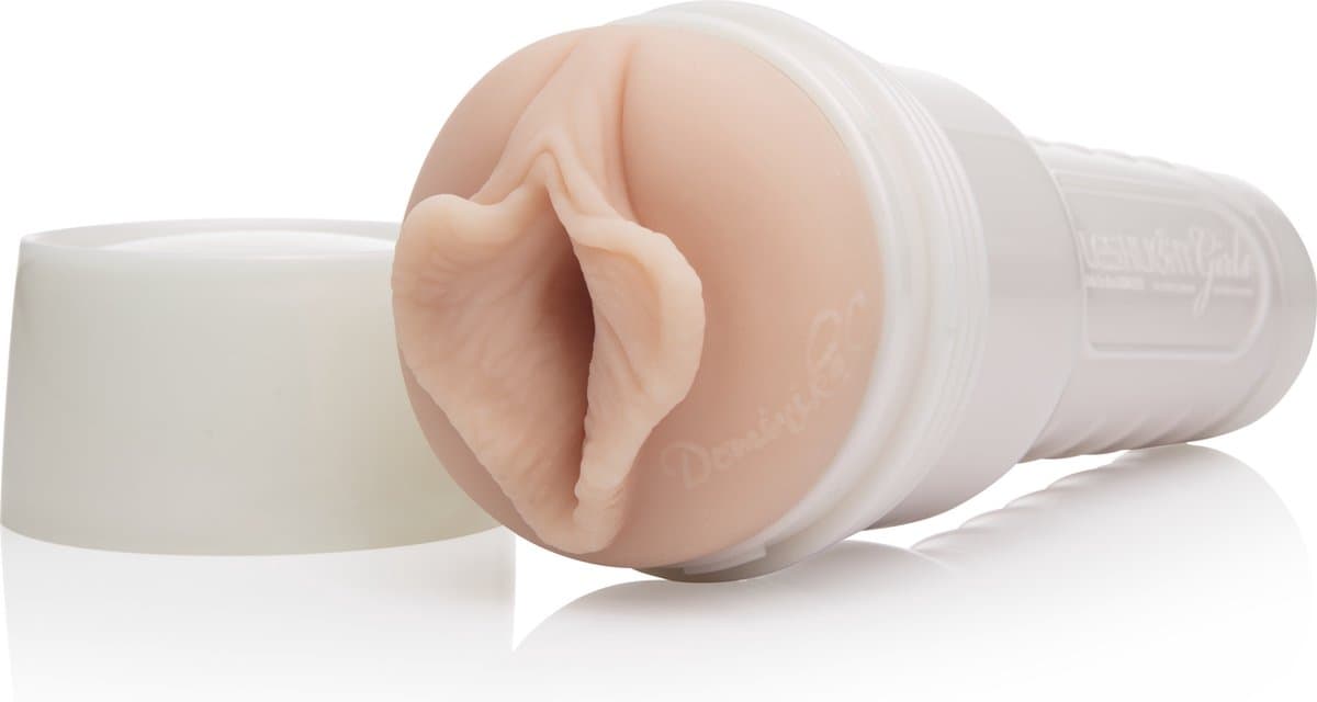 Fleshlight Girls Dominika Butterfly (vagina) - SuperSkin masturbator, seksspeeltje, uiterst realistisch — afbeelding 1