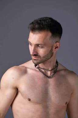 Heren Harness Choker Halsketting Zwart Kunstleer met Ketting en Ring Details Standaard Maat — thumbnail 1