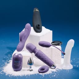 Passage du Désir - Ondeugende adventskalender 2026 voor koppels x Womanizer - 24 sensuele verrassingen - luchtdrukstimulator, mini-rabbit voor de G-spot, op afstand bedienbaar vibrerend eitje - seksspeeltjes voor hem en haar, spelletjes - kerstcadeau — thumbnail 4