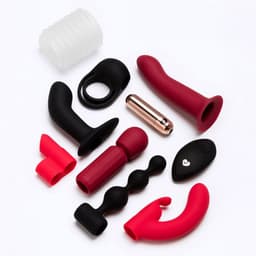 Erotische adventskalender 2026 voor koppels - Lovehoney x Womanizer - 24 ondeugende verrassingen - Womanizer Liberty 2-stimulator, We-Vibe Sync Lite met appbediening - seksspeeltjes voor hem en haar - ondeugend kerstcadeau — thumbnail 4