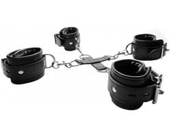 Hogtie Met Hand- En Enkelboeien