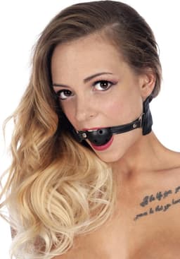 Fetish Tentation - Ballgag - Armen Worden op Rug Gehouden - Zwart — thumbnail 2
