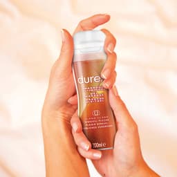 Durex - Massage Olie en Glijmiddel 2-in-1 Sensual met Ylang Ylang 200ml x2 - Waterbasis - Voordeelverpakking - Cadeau voor man en vrouw — thumbnail 3