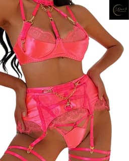 Luxe Lingerieset Dames – Lingerie Erotisch – Sexy Lingerie – 4-delige set – Roze Kant & Satijn – Lingerie Setje – Verleidelijke BH met Jarretels & String – Sexy Lingerie – Chique – Luxe –Boudoir Look – Kinky – Erotisch – Maat XS/S, M, L, XL — thumbnail 7