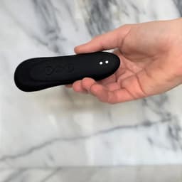 Rock Star – Mini Luchtdruk Stimulator – Krachtige Pulsaties – 5 Intensiteiten – 7 Programma’s – 100% Waterproof – Oplaadbaar – Siliconen – Zwart — thumbnail 4