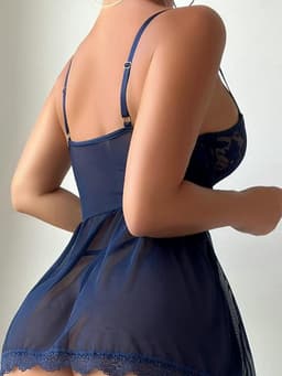 Luxe Dames Babydoll Lingerie Set – Kant & Mesh Nachtjurkje met Jarretels – Verleidelijke Nachtmode – Marineblauw — thumbnail 2