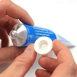 K-Y Bevochtigingsgel - Waterbasis Glijmiddel - 82 gram — thumbnail 4