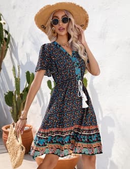 Boho Zomerjurk voor Dames – Korte Mouwen, V-hals, Bloemenprint – Elegante Mini-jurk voor Strand en Vrije Tijd — thumbnail 3