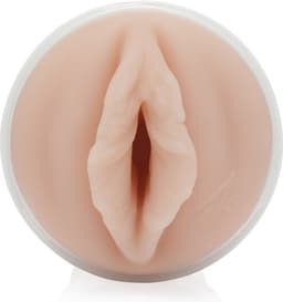 Fleshlight Girls - Elsa Jean Tasty — thumbnail 2