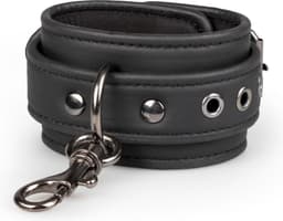 EasyToys - Fetish Set met Halsband, Enkelboeien en Handboeien - Duurzaam - Bondage Set - Handboeien - BDSM Set - BDSM Toys - Rollenspel Erotiek - Erotisch Spel - Sex Toys voor Vrouwen en Mannen - Zwart — thumbnail 6