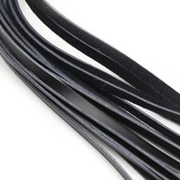 Nina’s Giftshop® BDSM Zweep Zwart – PU Leer – Erotische Zweep – BDSM Accessoire – Seksspeeltje voor Koppels – Volwassenen – Cadeau voor Hem & Haar – Valentijn Cadeau — thumbnail 2