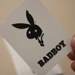 Playboy Bad Boy Neptattoo – Stoere Tijdelijke Tattoo voor Mannen | Sexy Plaktattoo voor festivals, erotische feesten en wilde nachten — thumbnail 2