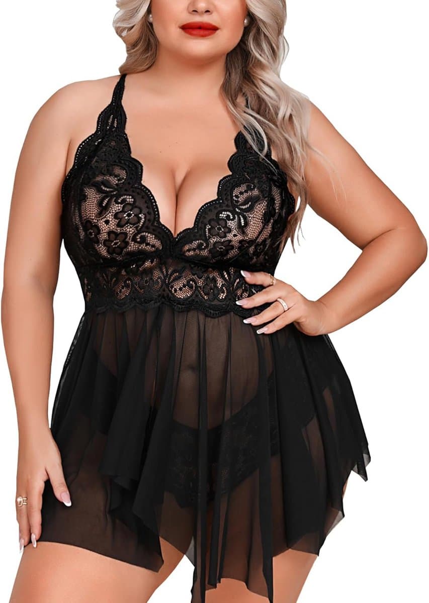 Sexy Plus Size Lingerie met Open Voorkant en Strappy Details — afbeelding 1