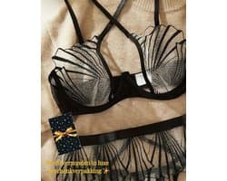 Luxe Elegante Kanten Erotische Lingerieset - Lingerie erotisch - lingerie sexy setje - Lingeriegordel - Dames Lingerie - Zwart met verfijnde details - Klasse & Allure - Tijdloos & Verfijnd