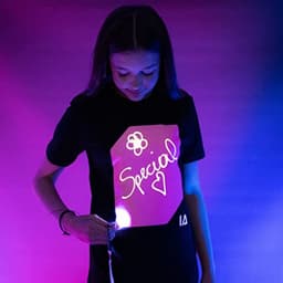 Interactief Glow In The Dark T-shirt voor Creatieve Kinderen — thumbnail 5