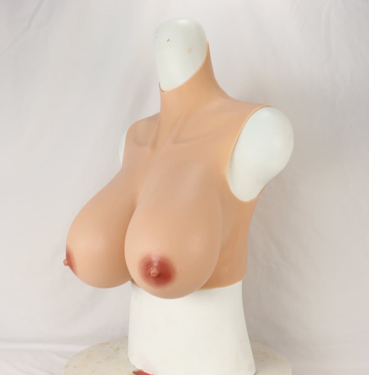 Siliconen Borsten- Breastplate- 100% siliconen- 5800 gram- Grote Borsten- Nep borsten- K cup- Cosplay- Travestie-Transgender — afbeelding 1