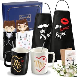huwelijksgeschenkenset voor bruidspaar, 11-delig Mr en Mrs geschenken voor partnermok*2, lepel*2, schort*2, sokken*2 paar, wenskaart *1, verlovingscadeau jubileum cadeau voor bruiloft — thumbnail 1