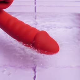 Teazers - Dildo met Clitoris Stimulator - Vibrators voor Vrouwen - Sex Toys voor Vrouwen - Dildo’s - Tong Vibrator - Dubbele Stimulatie - Rood — thumbnail 11