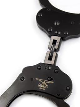 Mister B Cuff Double Lock with hoop Politiehandboeien - Zwart — thumbnail 3
