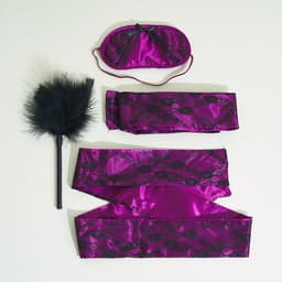 Trio Sexy Verstoppertje — thumbnail 3