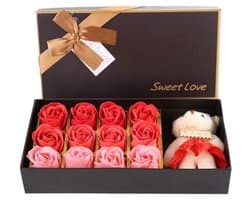 12 Rozen Zeep Bloemen Gift Set voor Vrouwen - Romantisch Valentijnsdag Cadeau met Pluche Beer
