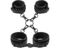 INTOYOU BLACK SHADOW - Wrist And Ankle Cuffs Set Vegan Leather