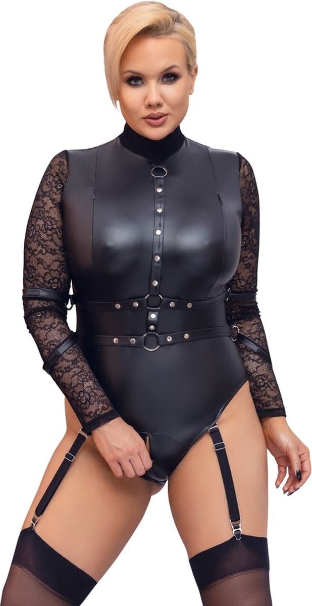 Sexy Curvy Bondage Body met Boeien — afbeelding 1