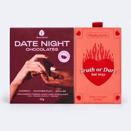 The Oh Collective Date Night Chocolate & Peechy Cards - Erotische cadeauset - truth or dare kaartspel + libido chocolade — thumbnail 1