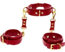 Luxe Bondage Set met halsband en handboeien - BDSM Collar and Wrist Cuffs - Gemaakt van PU-leer en Nikkelvrij metaal - Bondage en SM speeltje - Seksspeeltje - Sex Toy voor hem en haar