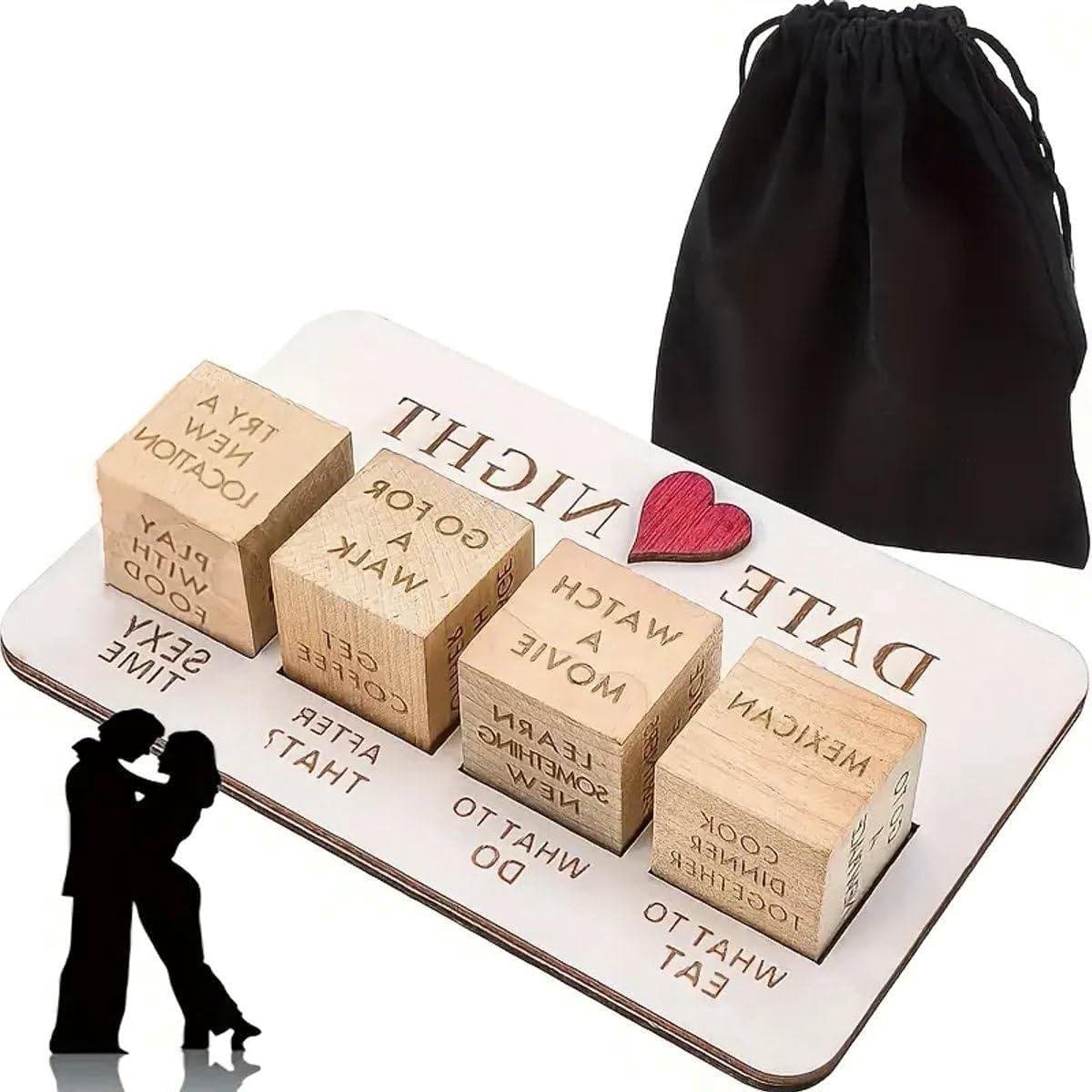 Date Night Dobbelspel - Koppelspel Spel - Romantische Avond - 4 Houten Dobbelstenen - 4 Dobbelstenen - Natuurlijk Hout — afbeelding 1