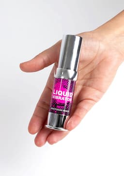 Secret Play Liquid Vibrator Hot - Vloeibare Vibrator - Met Warmte Effect - 15ml — thumbnail 2