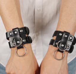 Pols bondage armbanden - Lederen BDSM riem - Set van 2 - Verstelbaar — thumbnail 4