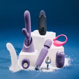 Erotische adventskalender 2026 voor volwassenen en koppels - Deluxe - 24 sensuele verrassingen - Womanizer Next, Lovense Lush 3 met app-bediening - seksspeeltjes voor hem en haar, intieme verzorgingsproducten, sexy spelletjes - ondeugend kerstcadeau — thumbnail 4