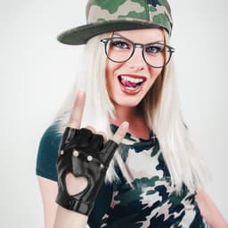 Half Finger Gloves Vrouwen Leder Zwart - Vingerloze Handschoenen Dames Tieners Cosplay - Halloween Kostuum Accessoires - Geschikt voor Feestjes Theater Optredens - Zwarte Kort Zacht-Kunstleder Model — thumbnail 3