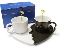 Koffiekopjes set - Partner mokken - Cadeau bruiloft - Kussend motief - 200 ml capaciteit - Zwart