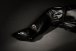 Body Bag met Nylon Bandjes - Zwart — thumbnail 11