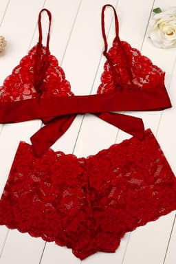 La Nuita Rode Kanten Bh Set Dames - Bralette met Grote Satijnen Strik en Korte Slip - Tweedelige Lingerie Set (S t/m XL) — thumbnail 6