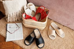 Dames Slippers Echt Leer Zomer Open Teen Steekdetails Diverse Kleuren — thumbnail 4