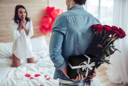 Romantische Cadeaubox met Decoraties voor een Speciale Nacht — thumbnail 4