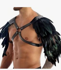 Stoer Leren Heren Harnes met Veren - Riem - Verstelbaar One Size - Kinky Erotiek Feest - Hoge Kwaliteit- voor Heren- Onze Size – Festival & Fetish Wear – Lak Leer PVC Look – Strict Dresscode – It’s a CrazyLand - Verkleed feest — thumbnail 1